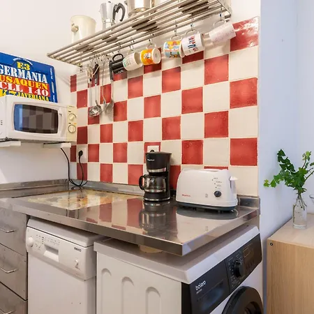 Daire Garden House In The Center