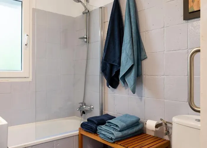 Garden House In The Center *