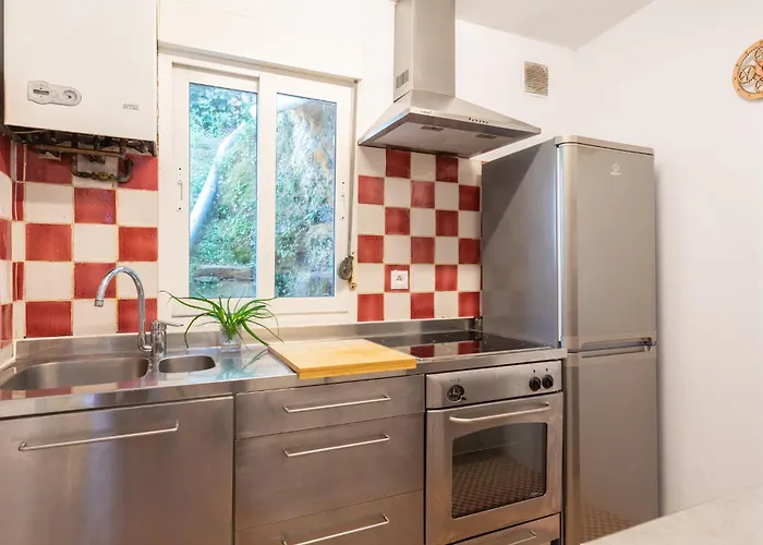 Garden House In The Center *