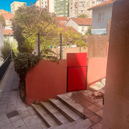 Garden House In The Center Σανταντέρ